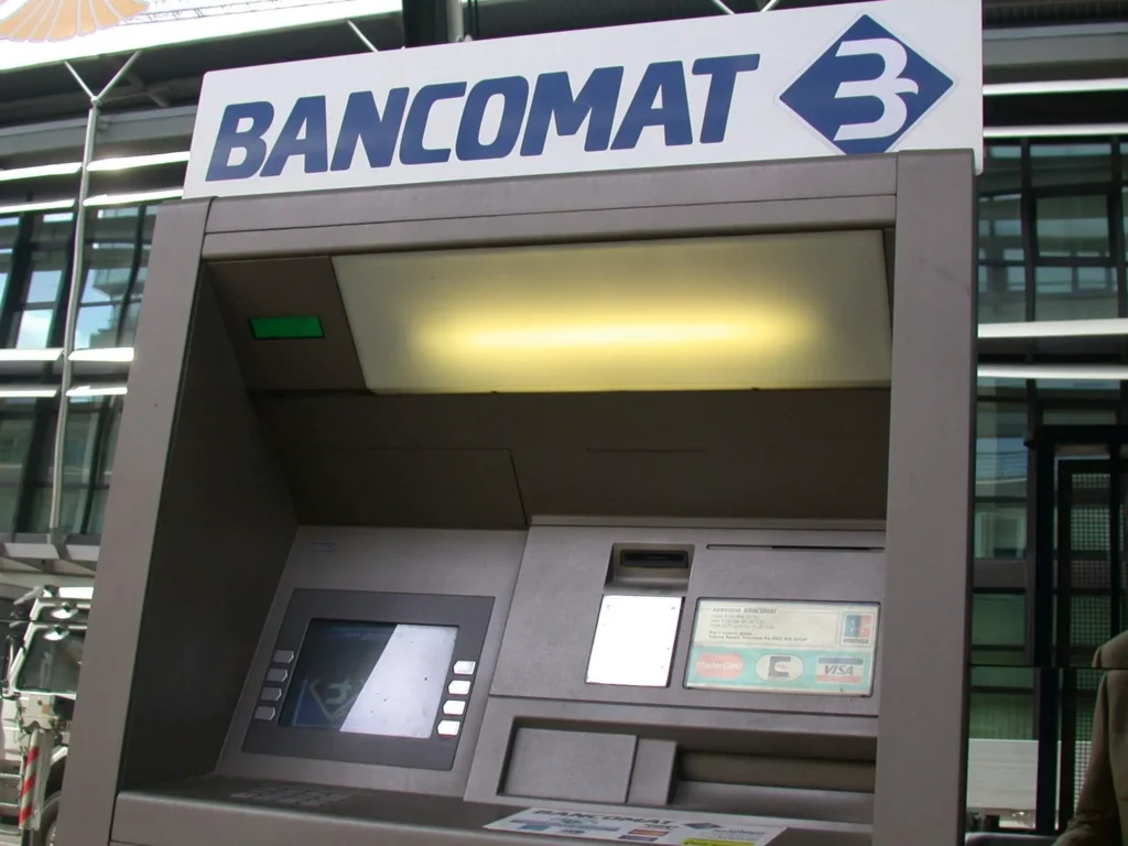 Nuove restrizioni sui prelievi al bancomat: ecco cosa cambia